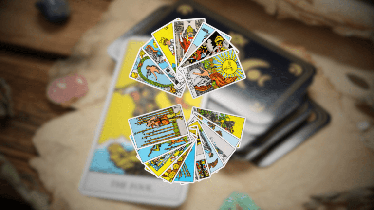 1.Tarot con Arcanos: Descifra tu Destino